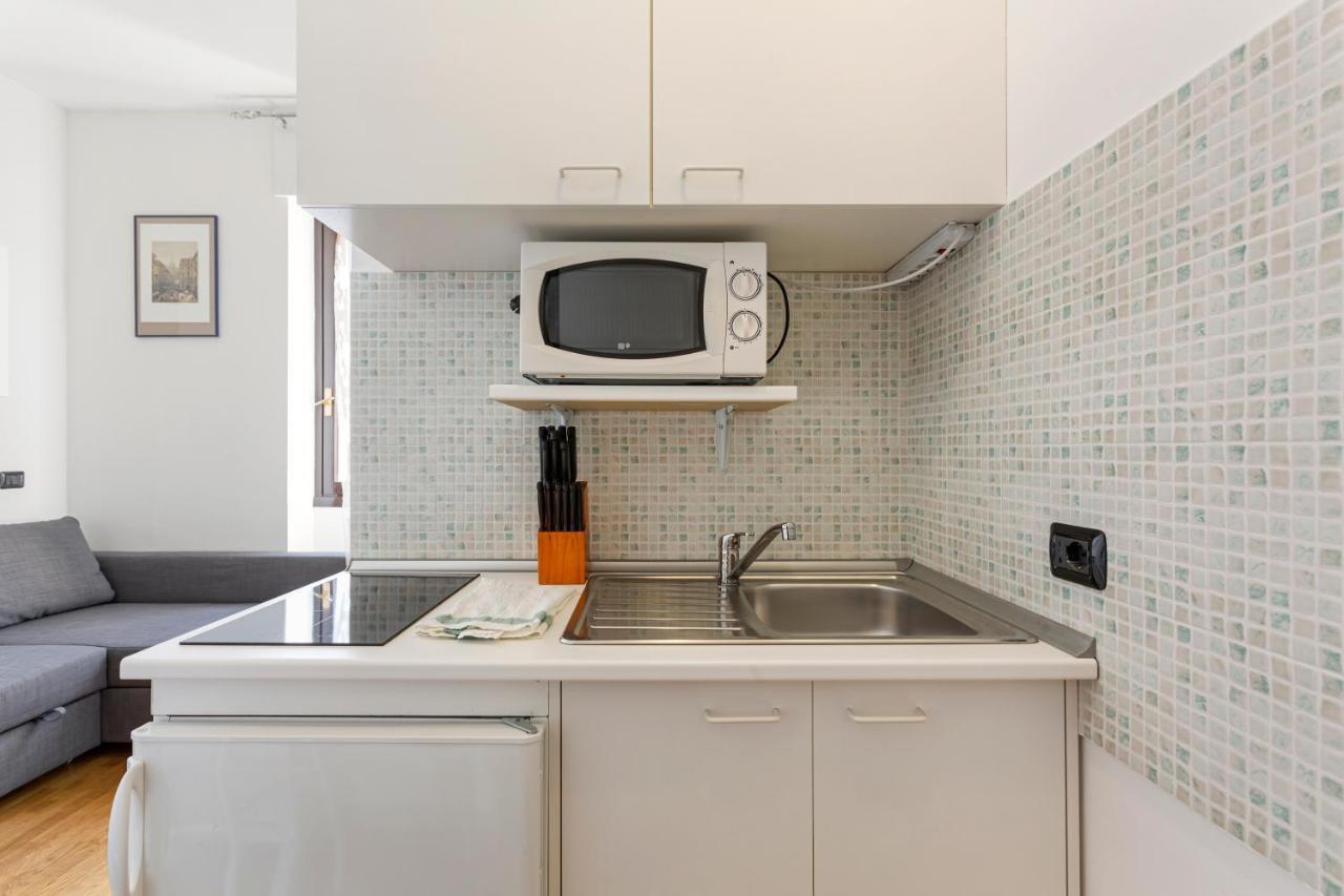Comfy Studio Near The Central Station Милано Екстериор снимка