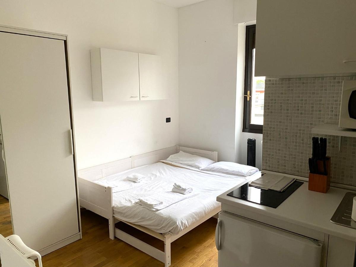 Comfy Studio Near The Central Station Милано Екстериор снимка